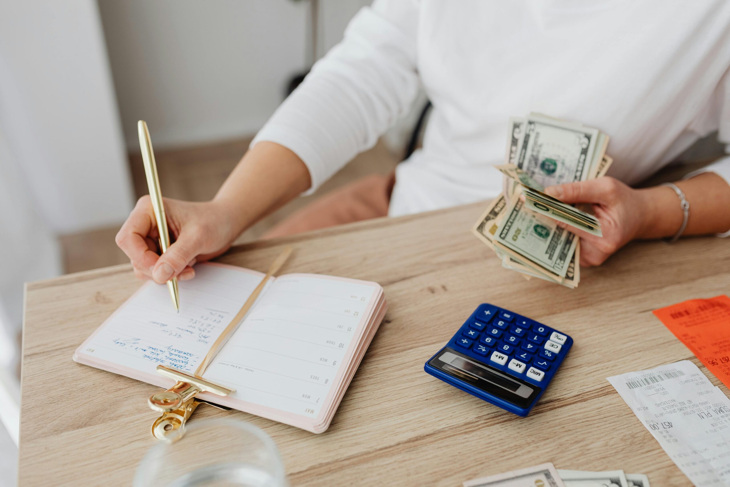 UK Needs a Professional Bookkeeper